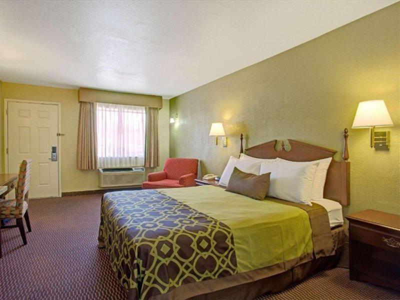 Travelodge By Wyndham Tucson Az Cortaro Экстерьер фото