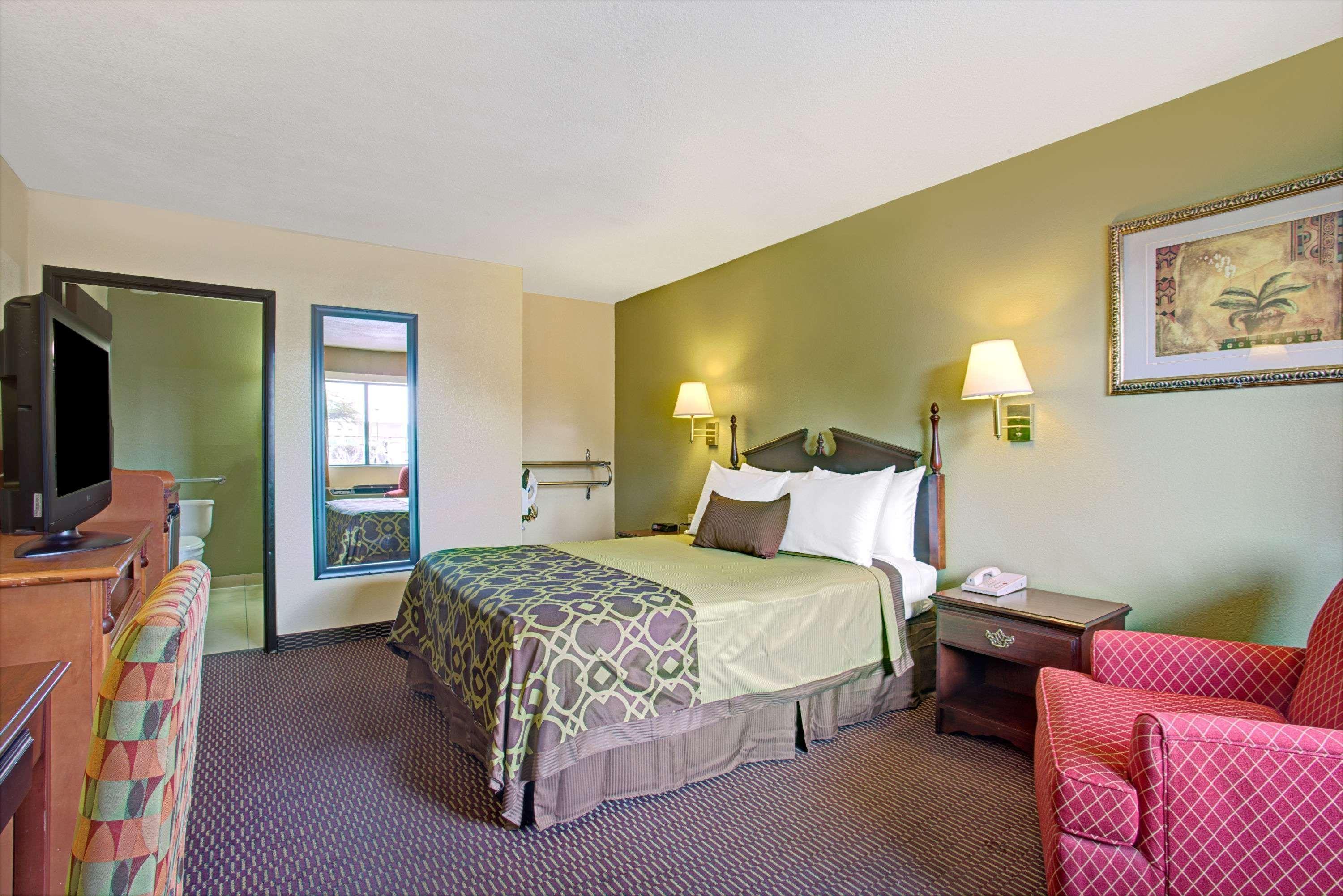 Travelodge By Wyndham Tucson Az Cortaro Экстерьер фото