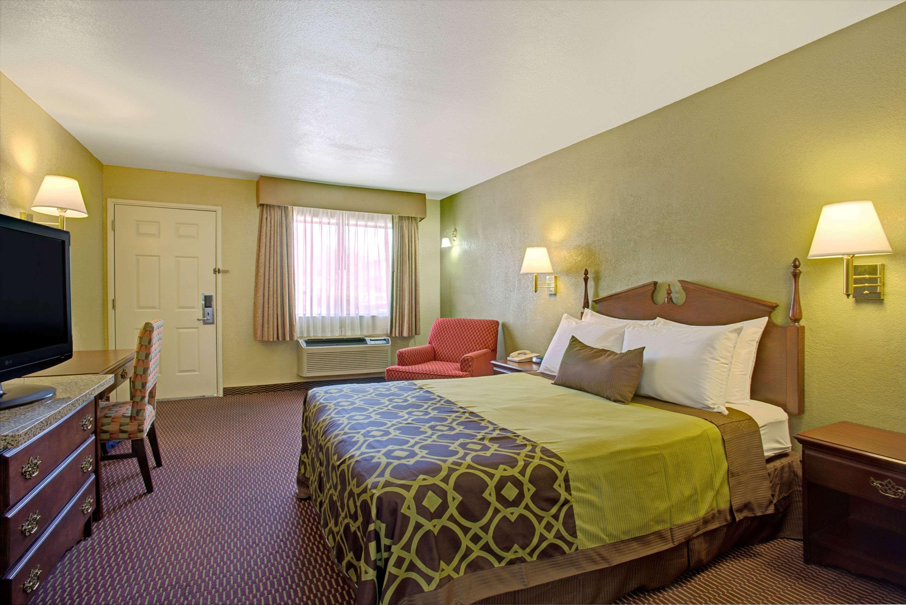 Travelodge By Wyndham Tucson Az Cortaro Экстерьер фото