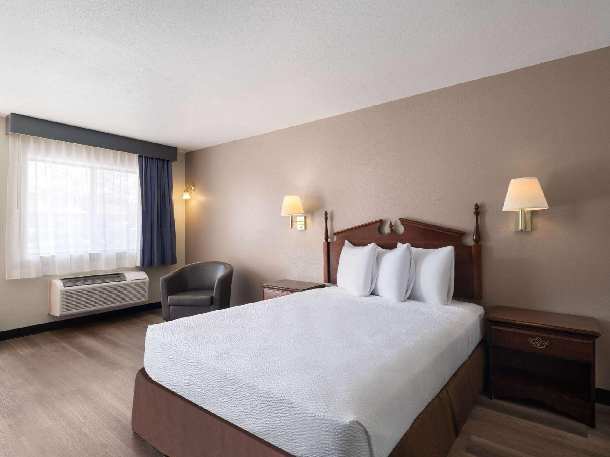 Travelodge By Wyndham Tucson Az Cortaro Экстерьер фото