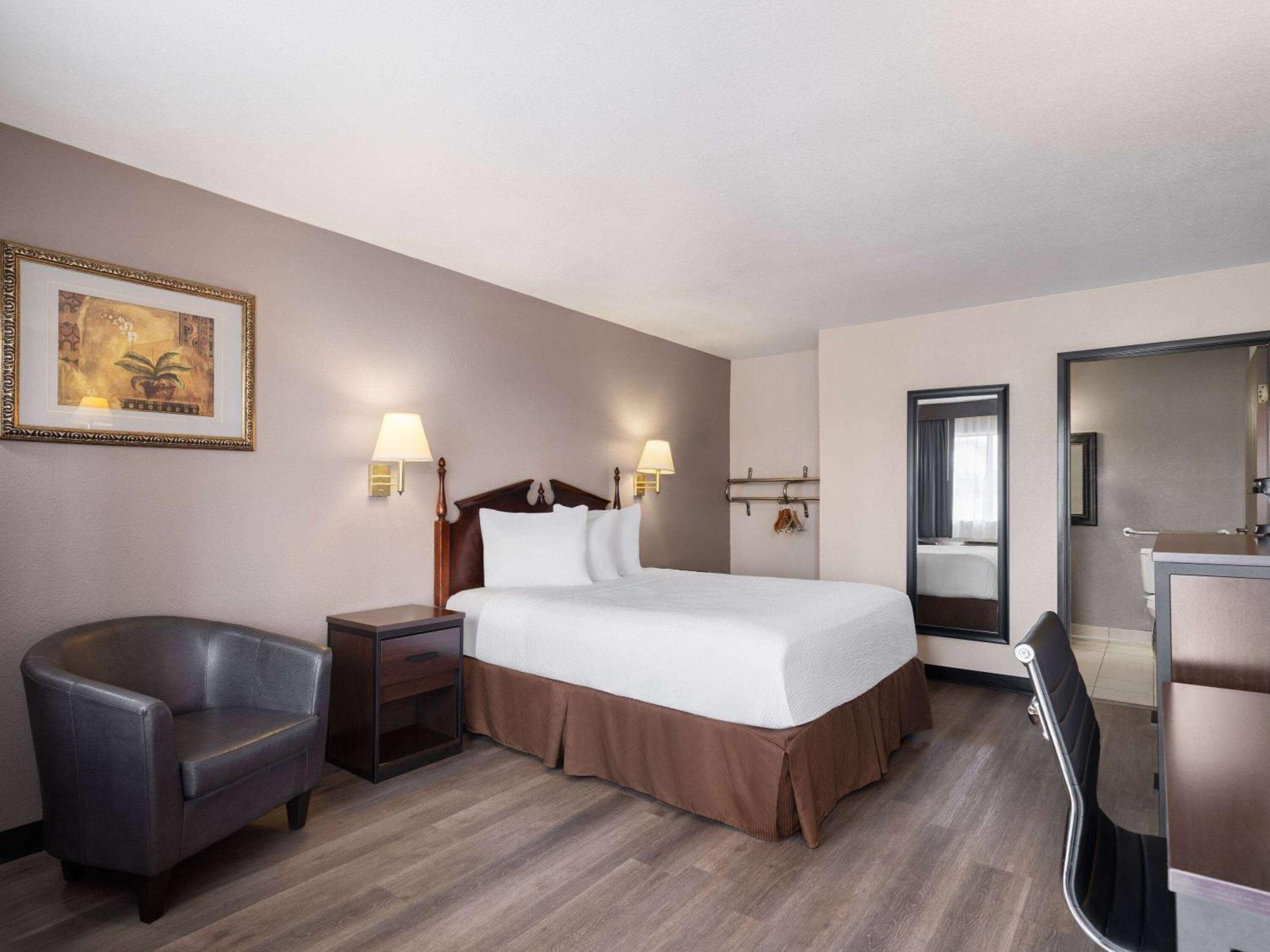 Travelodge By Wyndham Tucson Az Cortaro Экстерьер фото