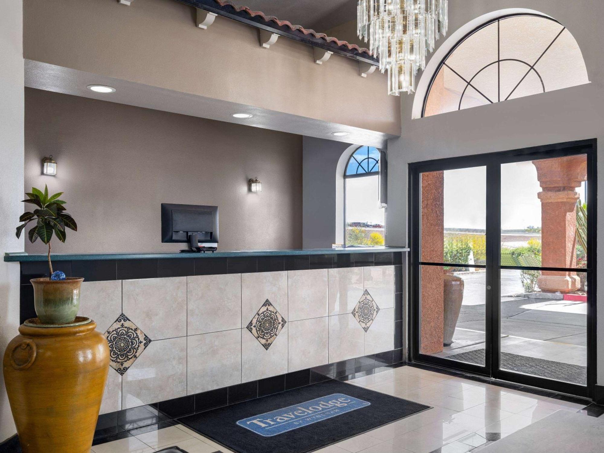Travelodge By Wyndham Tucson Az Cortaro Экстерьер фото