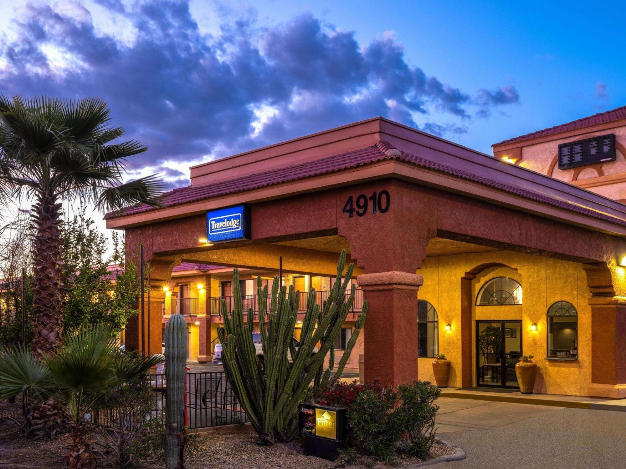 Travelodge By Wyndham Tucson Az Cortaro Экстерьер фото